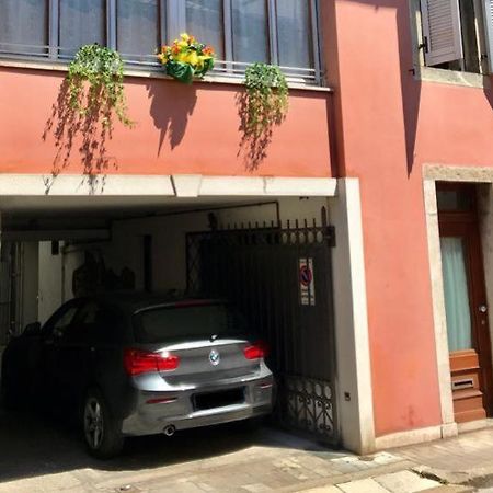 Appartement Che Piacere! Udine In Centro Col Posto Auto Extérieur photo