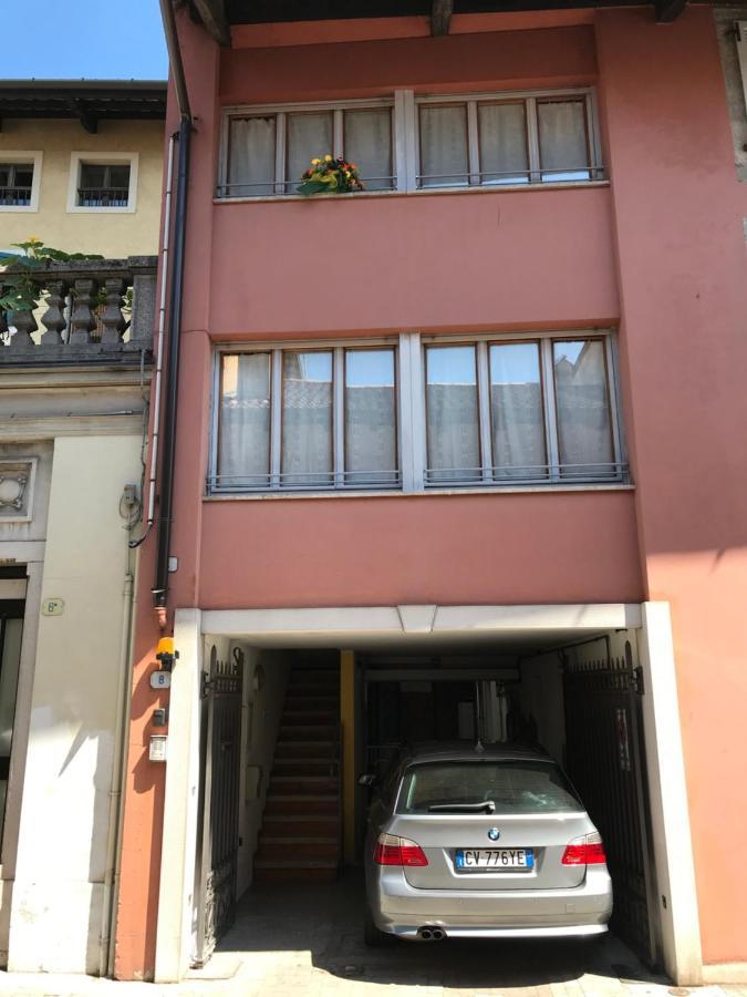 Appartement Che Piacere! Udine In Centro Col Posto Auto Extérieur photo